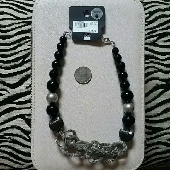 Statement necklace - Picture 3 of 3